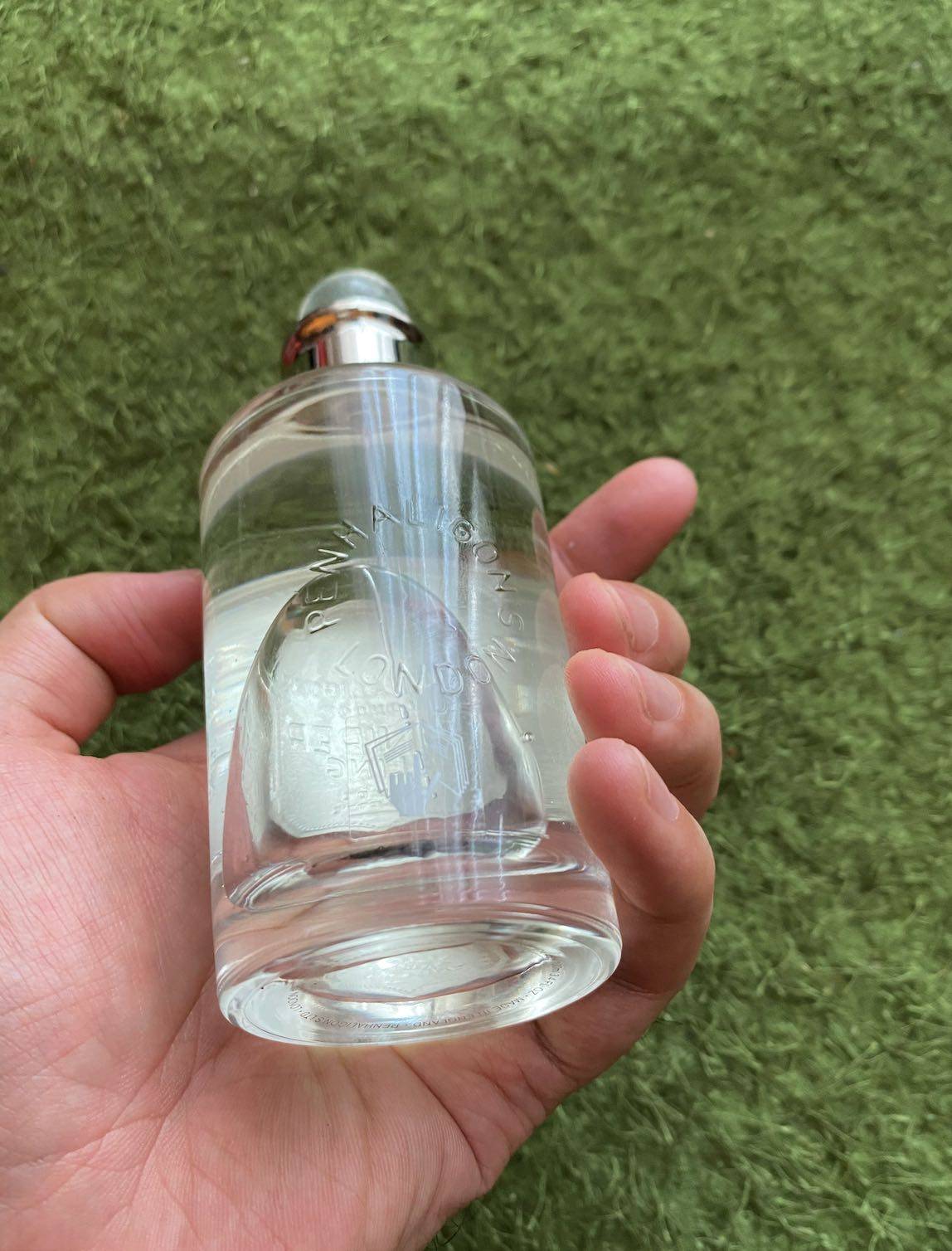 这只琴酒的简装到货了，很喜欢这只很适合男生喷， 加上活动的折