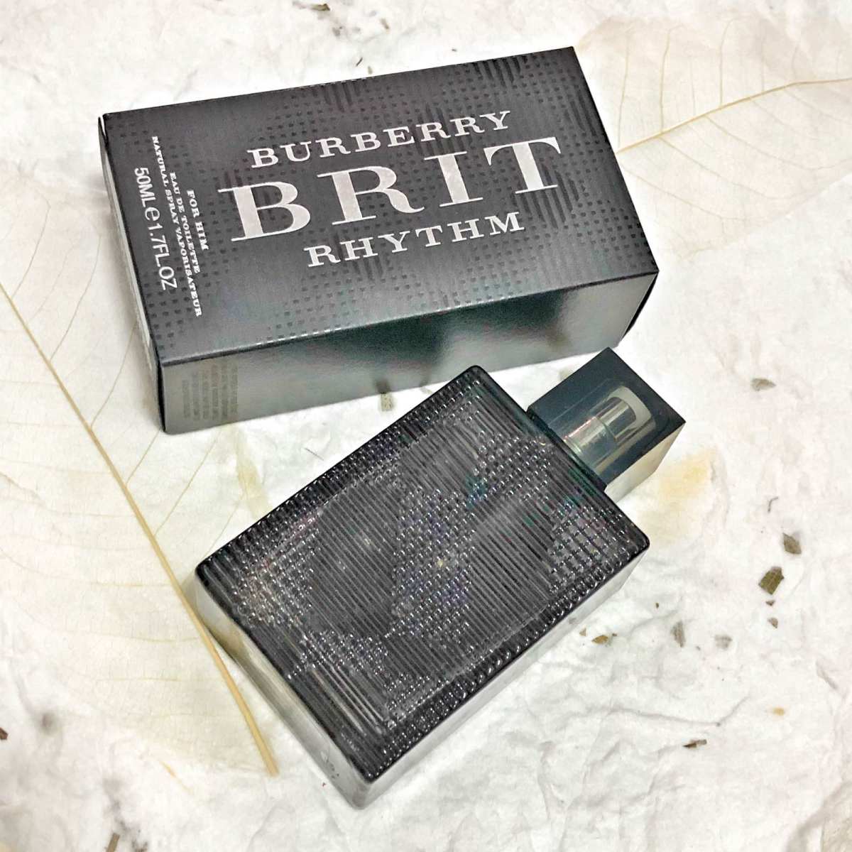 Burberry Brit还是之前入手的香，不能说很好看吧，