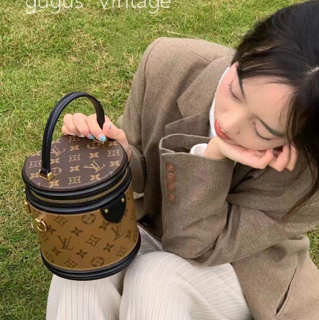 七夕情人节礼物🎁**  就送这个LV发财桶吧 容量OK，非