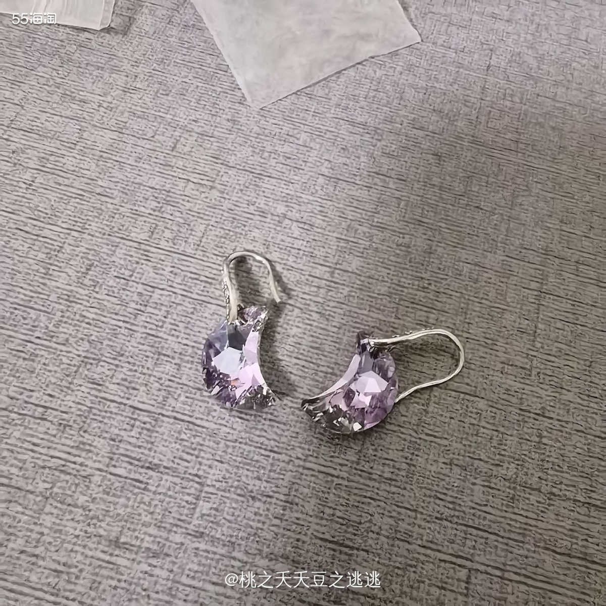 💙我自己本身是很喜欢一些带着颜色的饰品的！因为很常见的项链