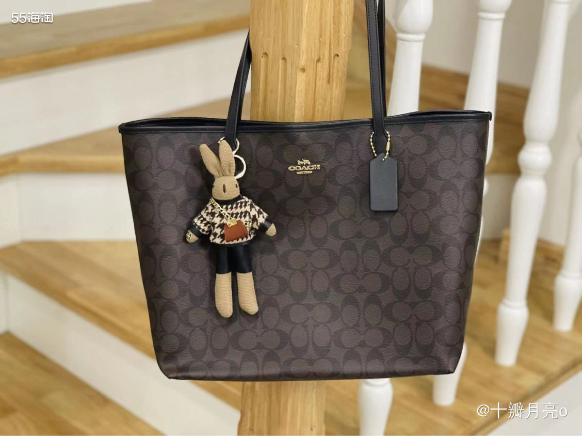 ☑️本次战利品： coach city tote  （Gol