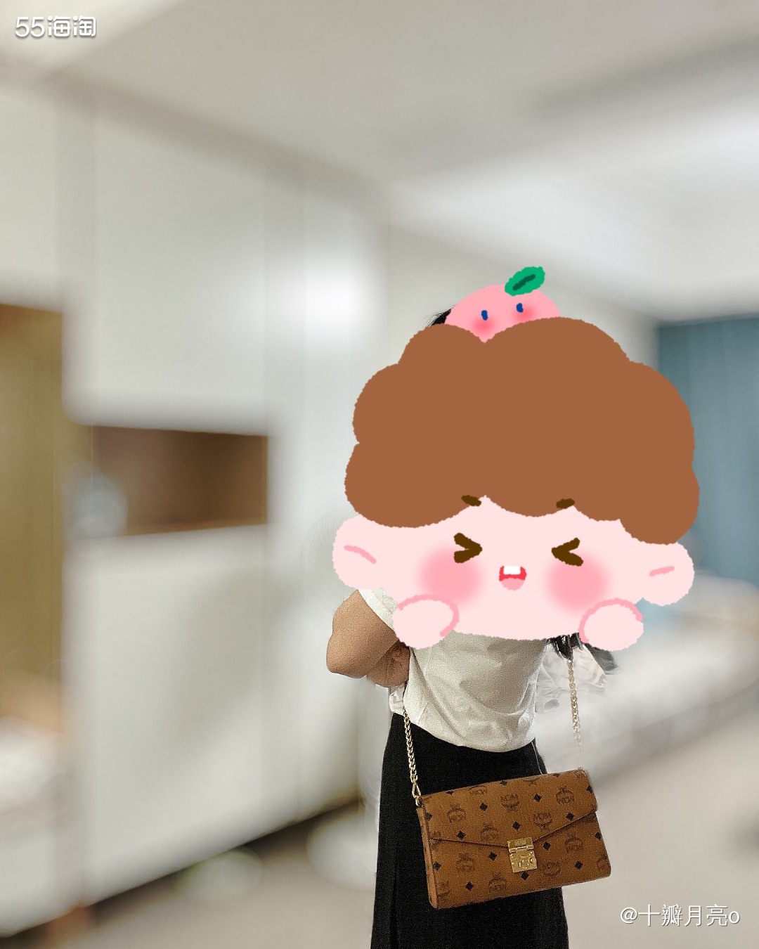 MCM链条包，中号，日常需要带的东西都能装，包里还有4个自带