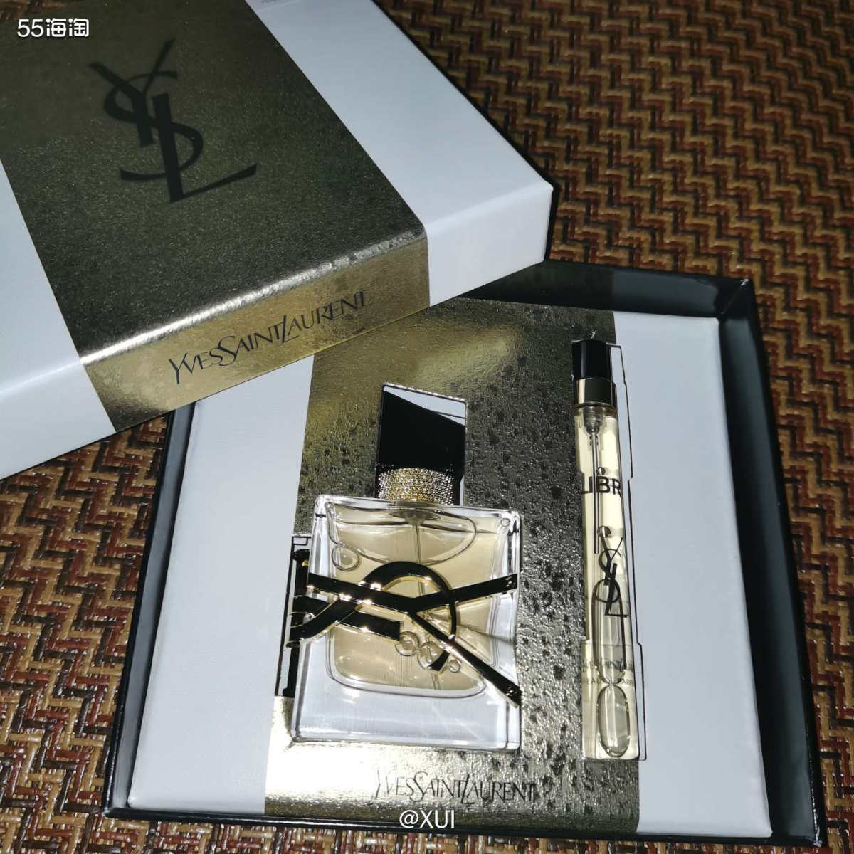 大家选香水很多人第一步都是被外形所吸引，第二步才是试香，YS