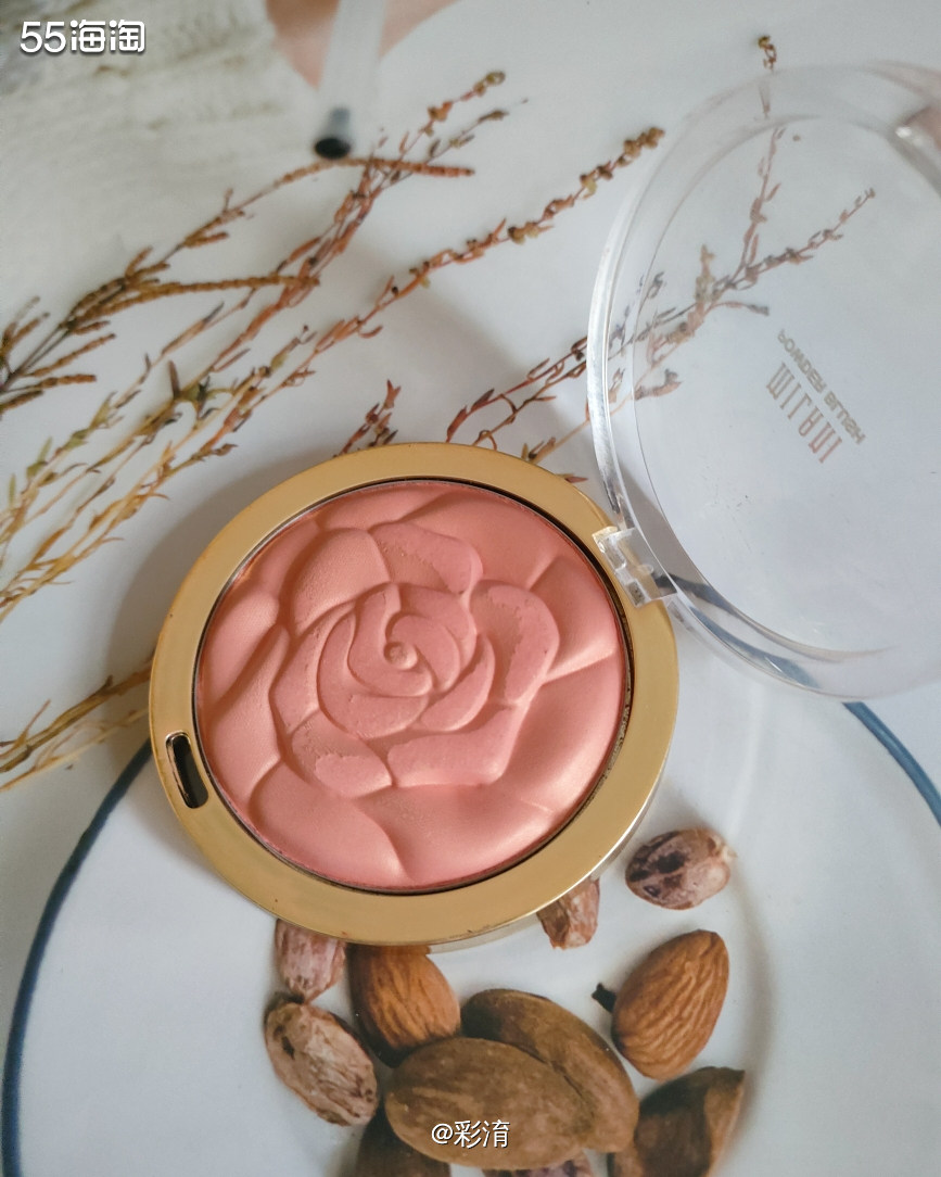 🌸这个晒红忘记是什么时候买的了，最开始的时候还能舍得用，但