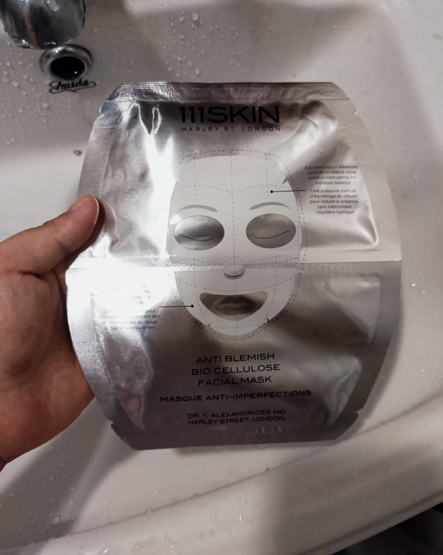 护肤我是认真的，即使现在每天忙的不行，偶尔也要敷敷面膜拯救一