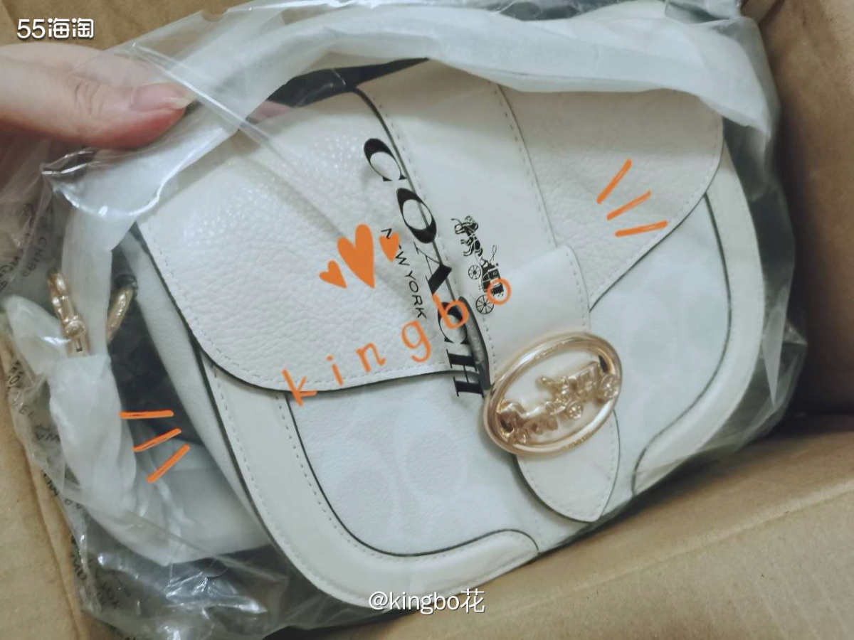 🔴coach两个包包到货，冰川白马鞍包也超好看  🔶这个