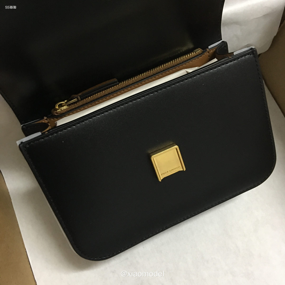这款Tory Burch Eleanor小号链条单肩包，代号