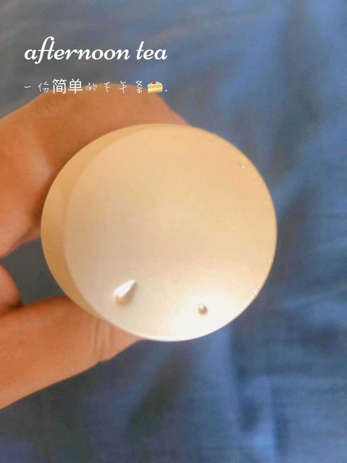 🔑作为一个资深油皮，精华都只能战战兢兢的选择没什么功效的水