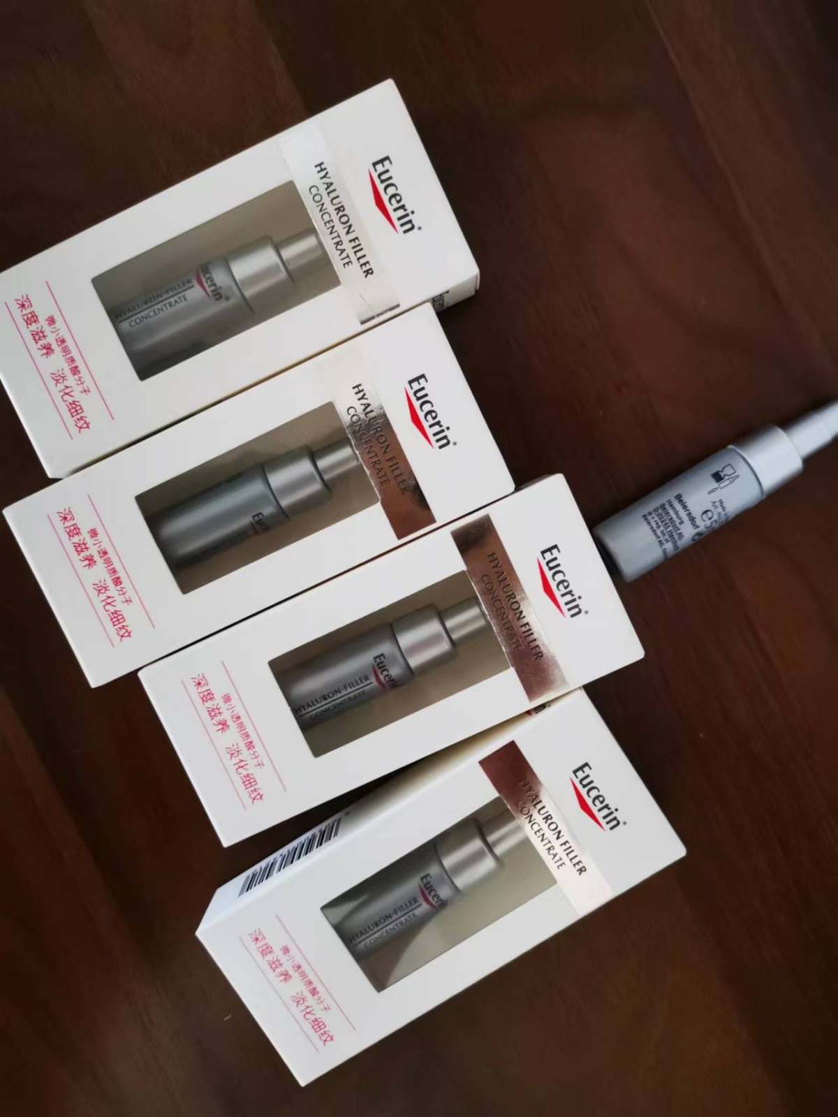 🍉皮肤：轻微干敏 🍉产品：优色林充盈展颜精华（小银弹） 
