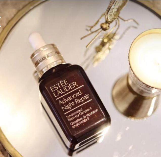 雅诗兰黛小棕瓶一直是海淘的热门产品，但是一直有争论，觉得店的