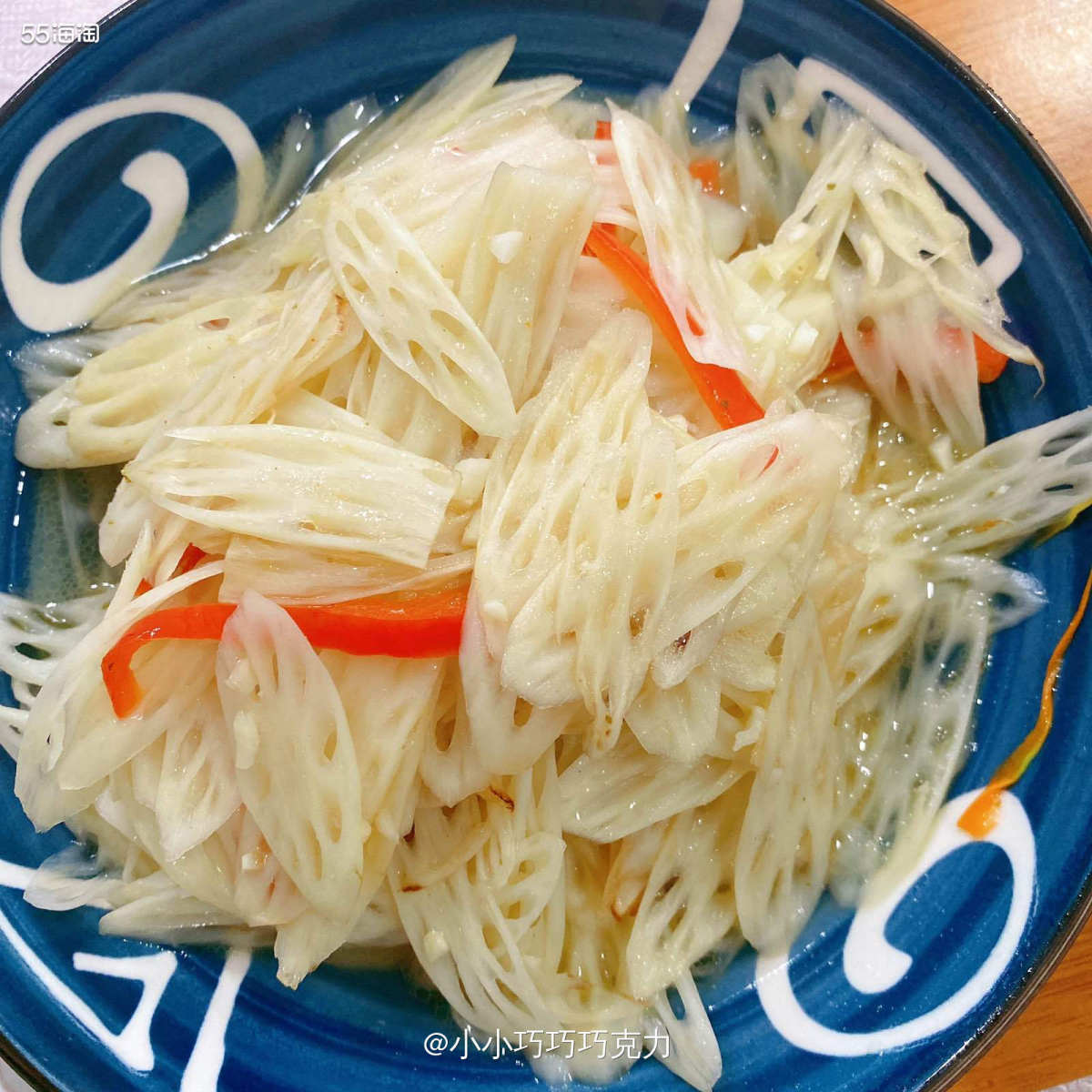 小厨娘的今日菜单： 🍎清蒸鲈🍎烧鸡公火锅 🍎清炒丝瓜鸡