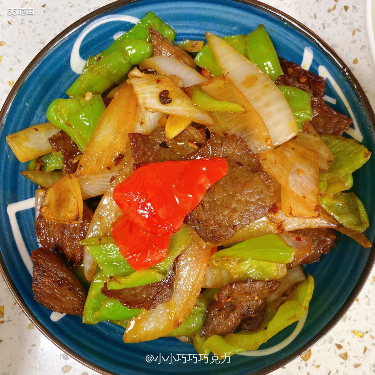 公公婆婆今天回去啦，晚上只有我俩，饭菜就简单吃点，但是老公下