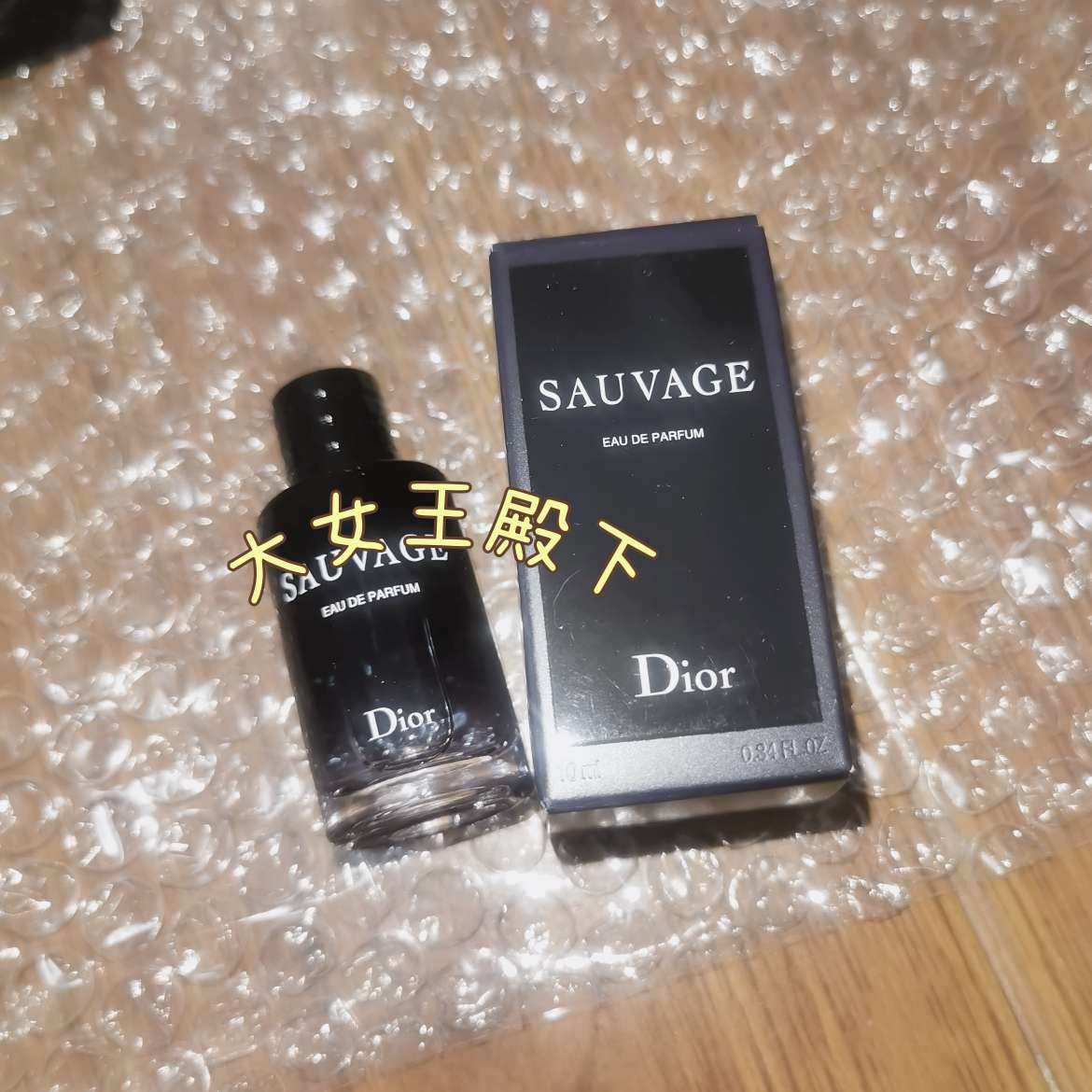 hourglass润唇油请大家放心入！ 快去看试色，用起来很