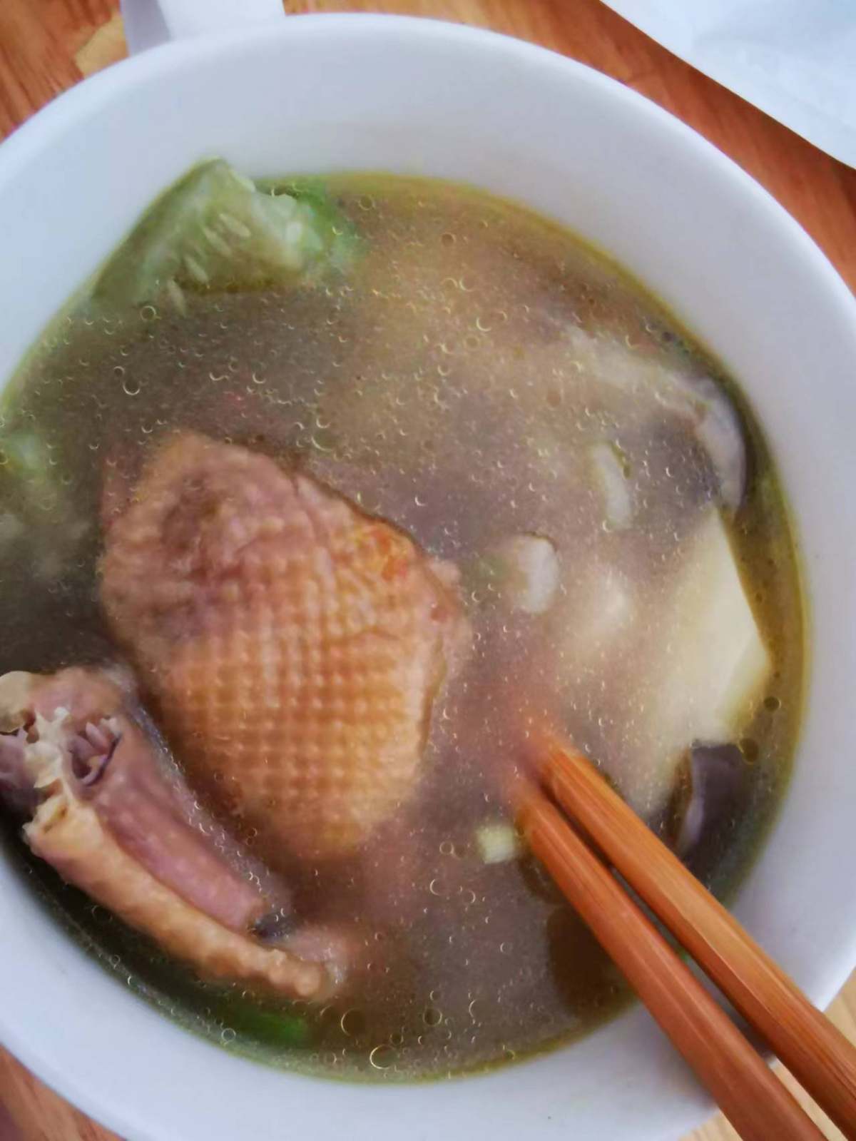 🔸🔸说起夏日美食，怎么能少得了榴莲和西瓜，小龙虾和每周必