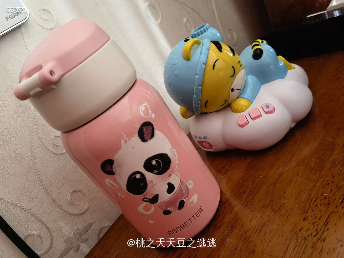 💛宝宝出门，家长们必带的一定是保温杯了吧！  💛每次带小