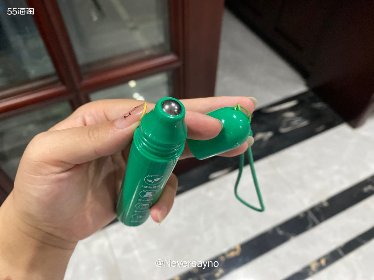 🧤今天刚到的驱蚊走珠，涂上去真是冰凉凉的呢  ▪️购买渠道