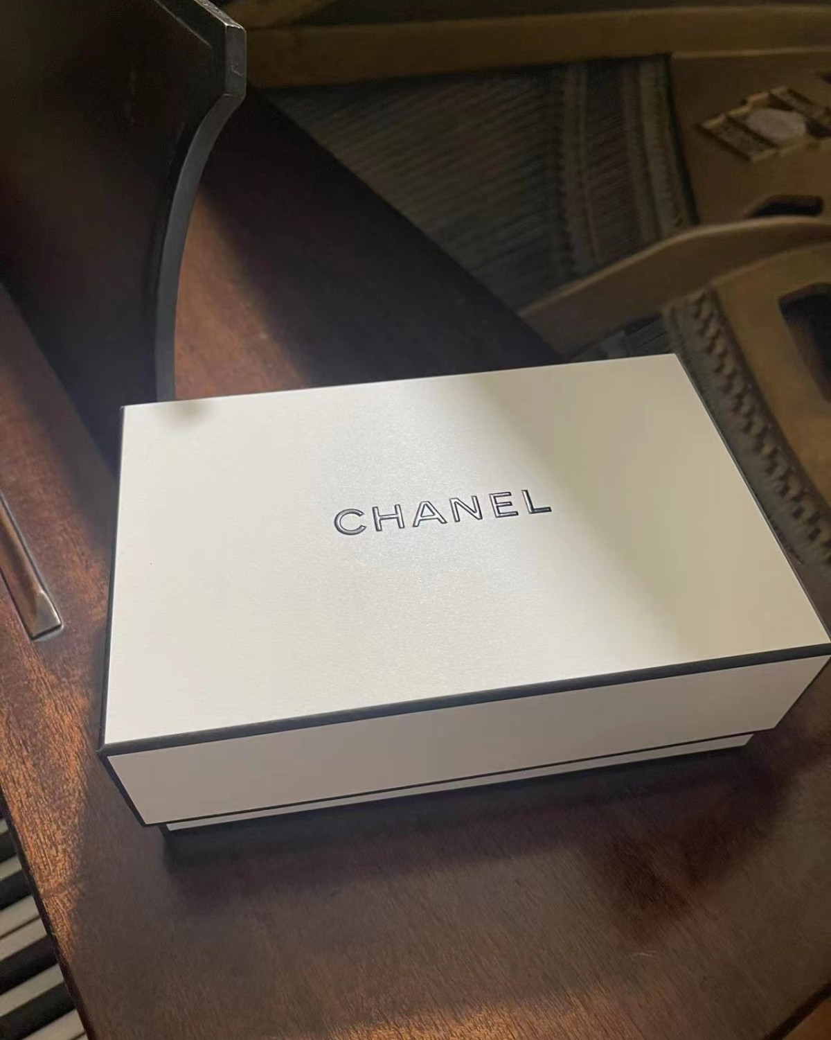 ♥第一次在chanel 香奈儿官网买了两只口红. 官网发货的