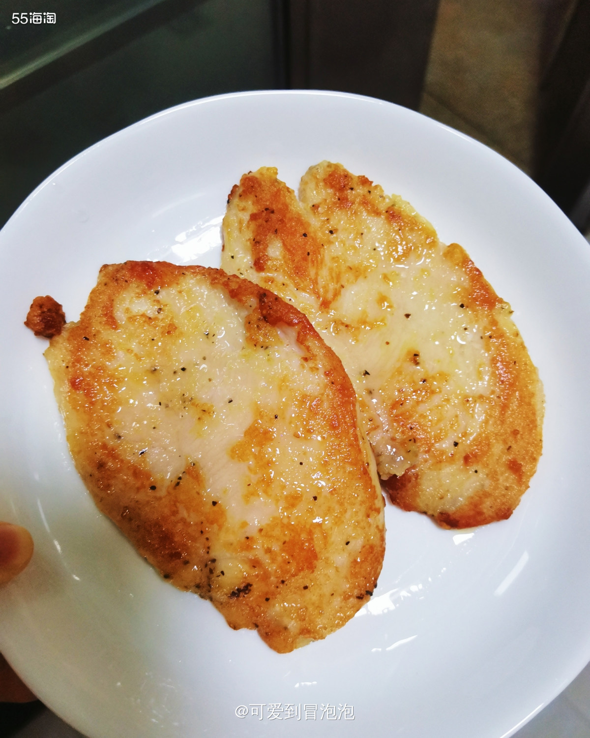 前不久通过55国内返利在淘宝买的小饭盒，今早为了加热鸡排，直