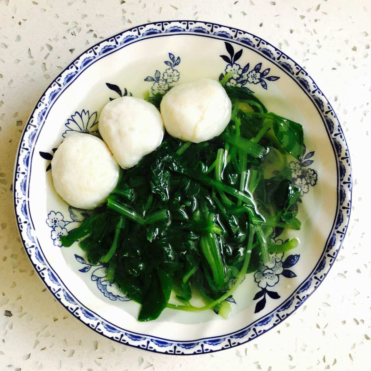 今天要啃秋但是天气还是超级热，暴晒感觉出门就要被晒化了😂�