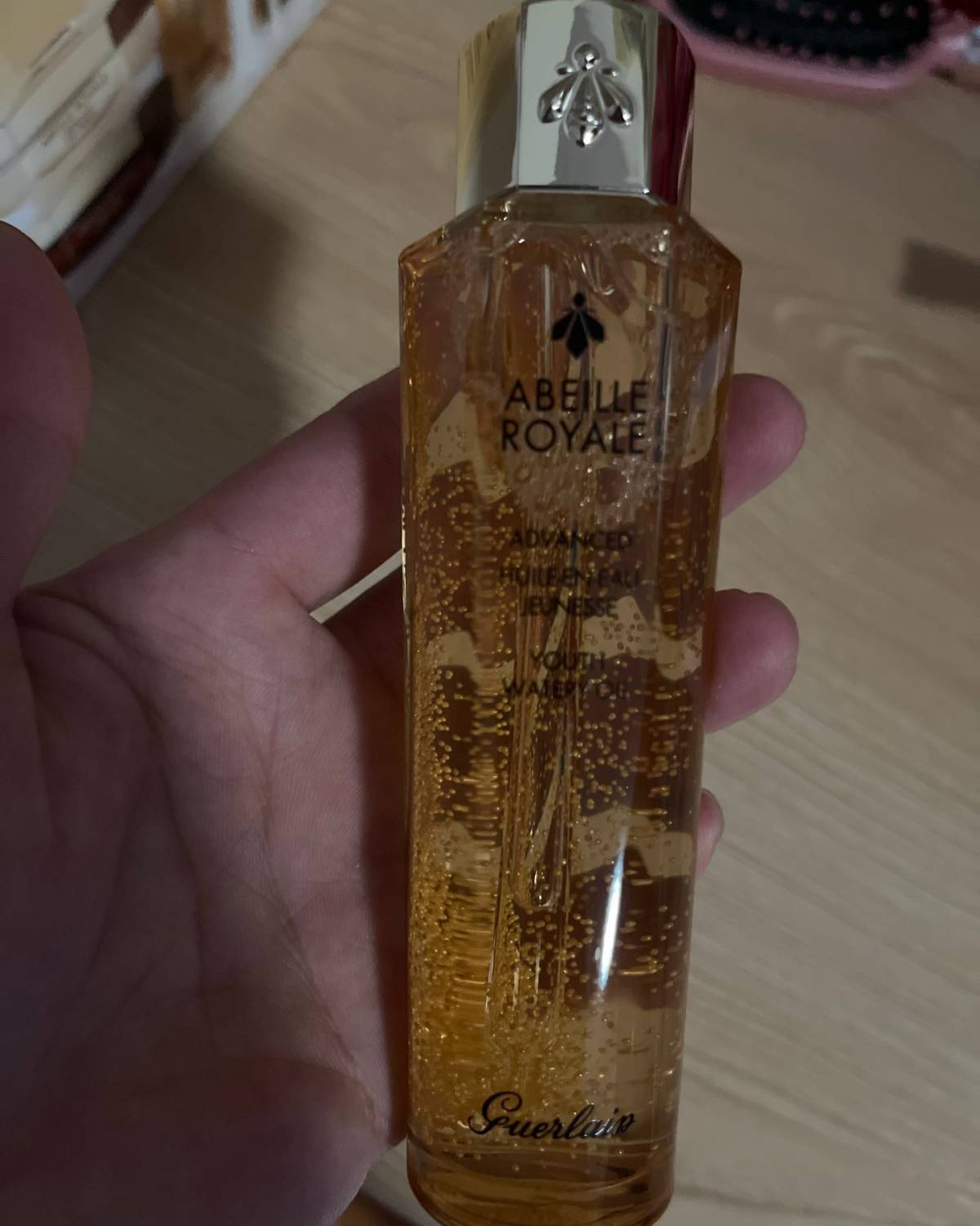 在没用娇兰双管之前，我使用的是娇韵诗的双管，滋润效果挺好的，