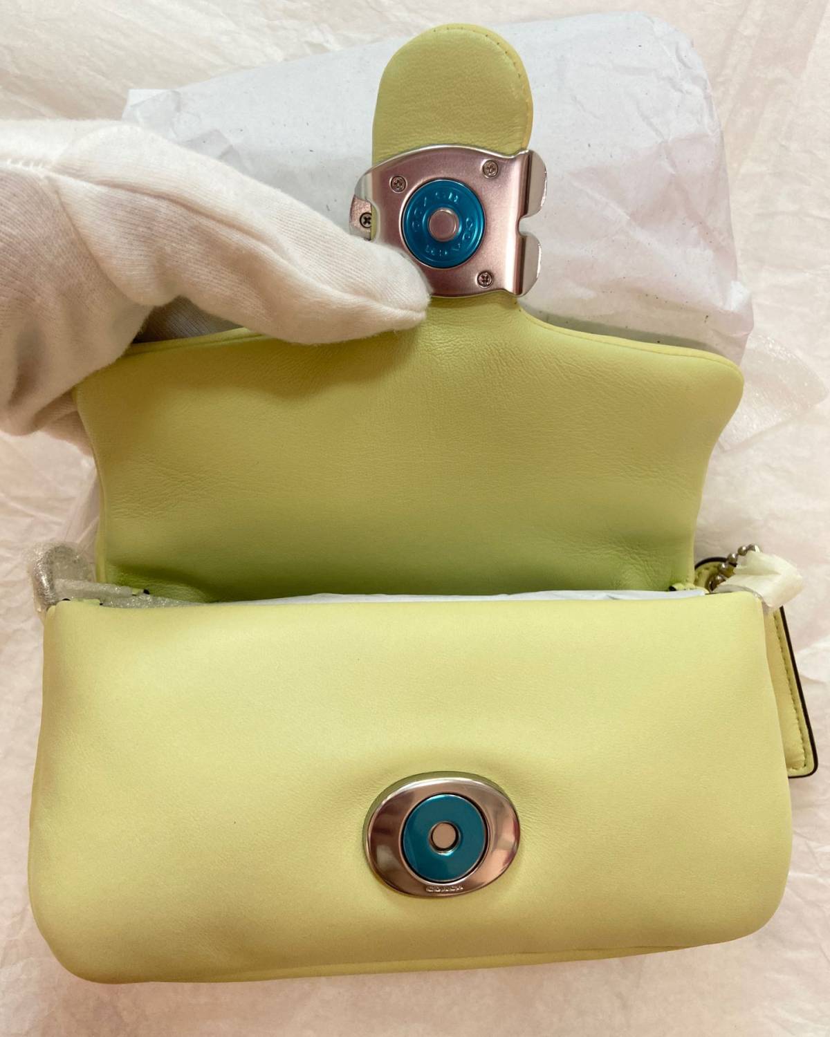 实物超好看哦 Coach 枕头包云朵包pillow tabb