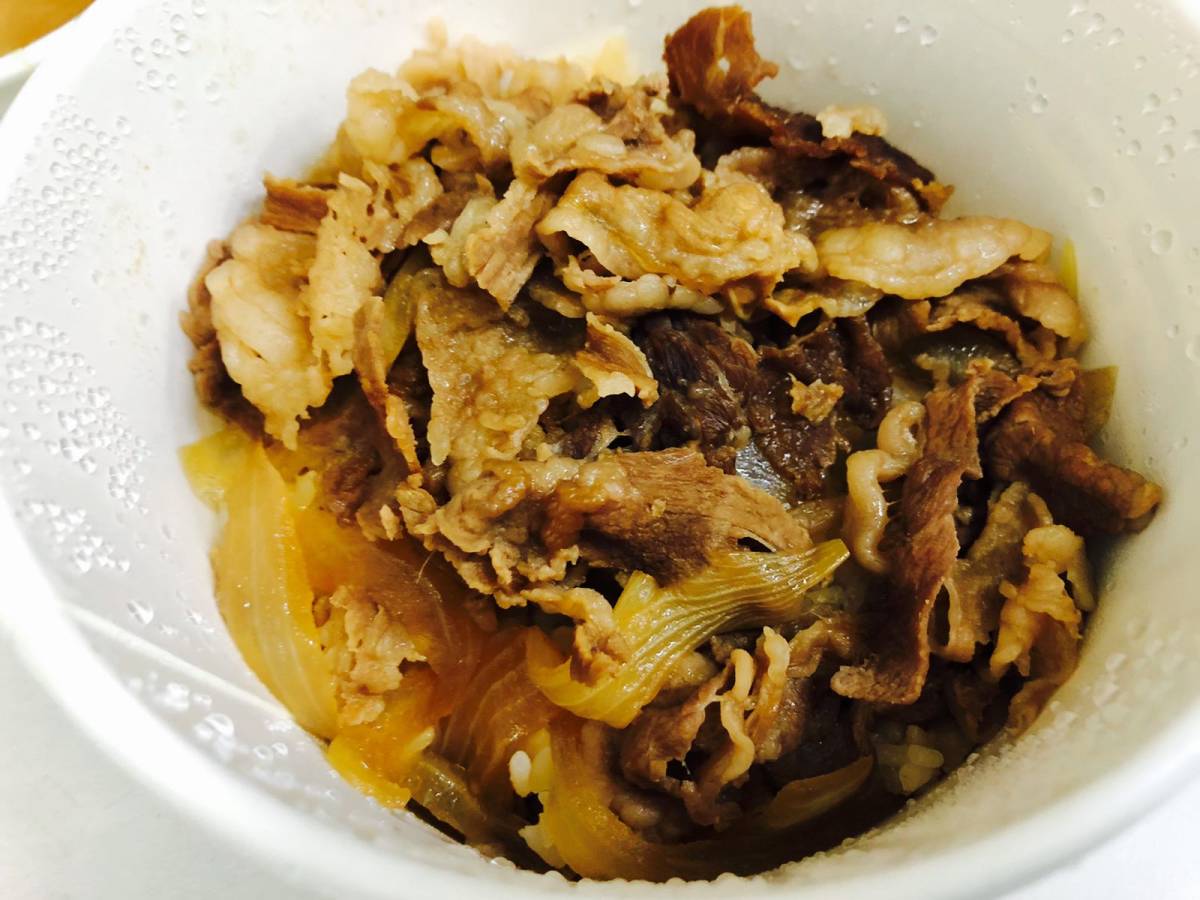 今天继续食其家牛肉饭，低脂又健康挺好的！之前用饿了么会抽风�