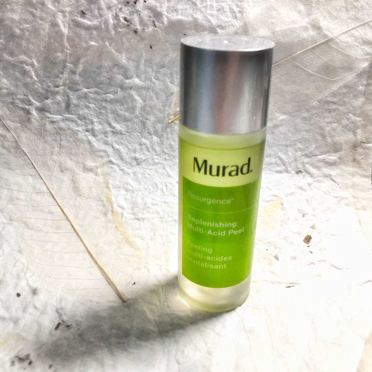 Murad力推的明星产品当属绿色的视黄醇系列，当然今天要分享