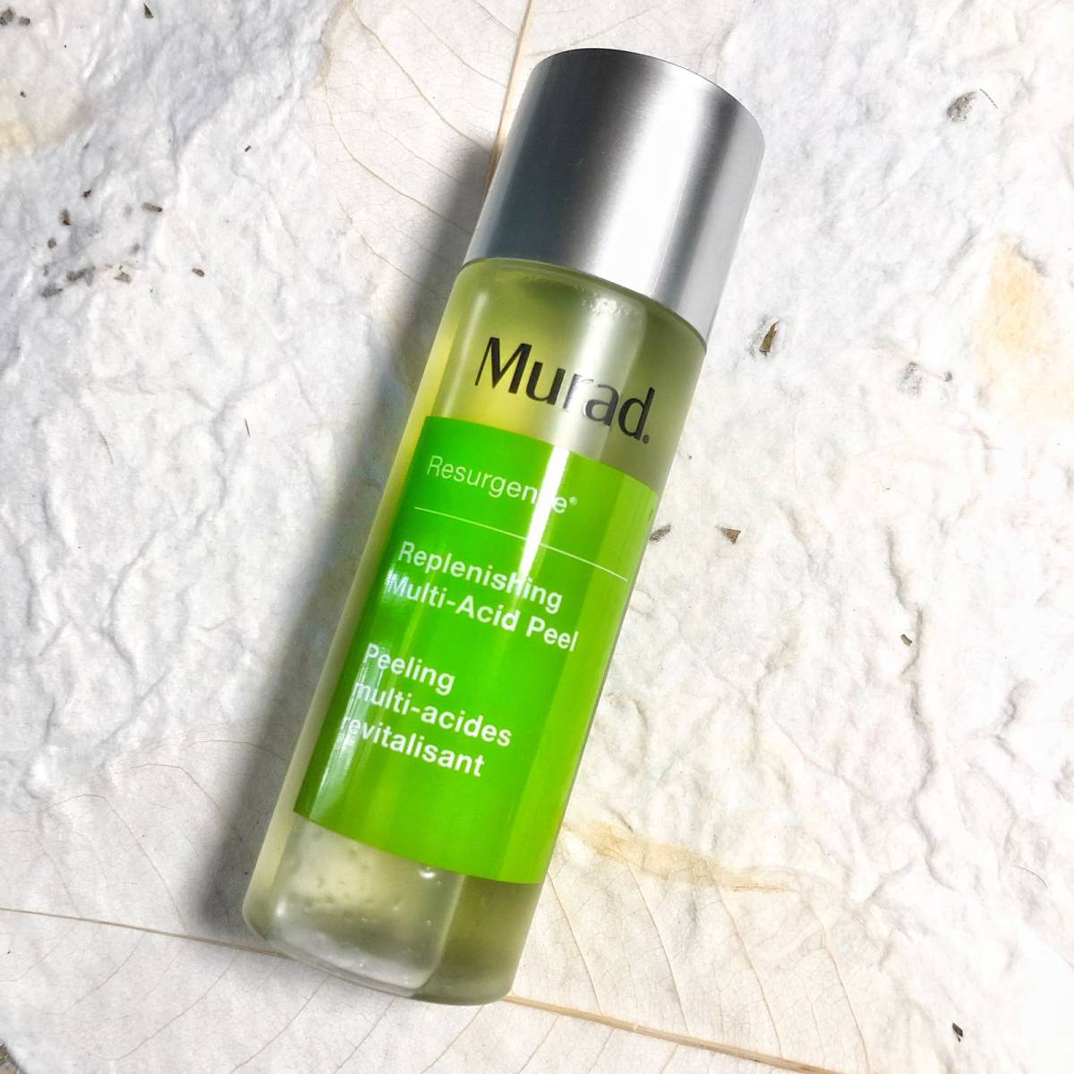 Murad力推的明星产品当属绿色的视黄醇系列，当然今天要分享