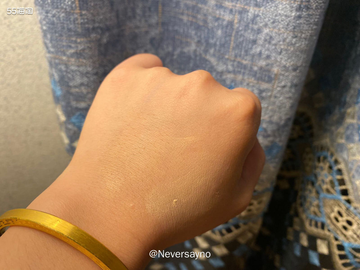 🧡mac粉底液和dw的使用对比，表现力都还不错  ▪️昨天