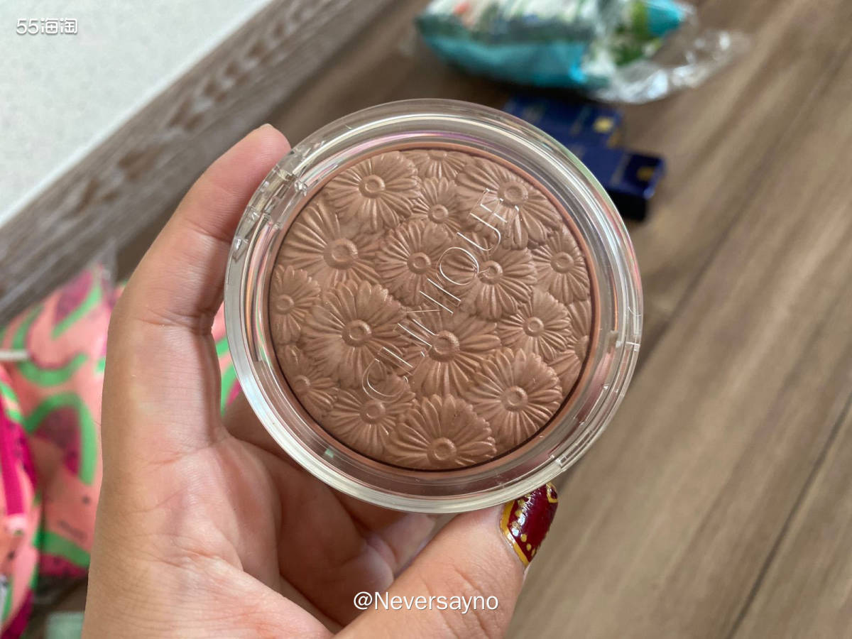 💁倩碧冷门阴影盘，超大一个有人认识吗？  ▪️之前说到倩碧