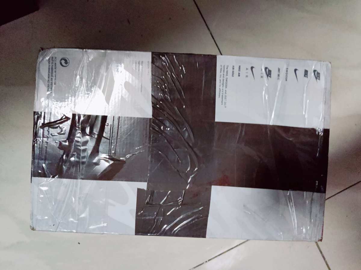 天翼快递，有谁用过? 碰到大无语事件，直接鞋盒粘胶带缠绕，面