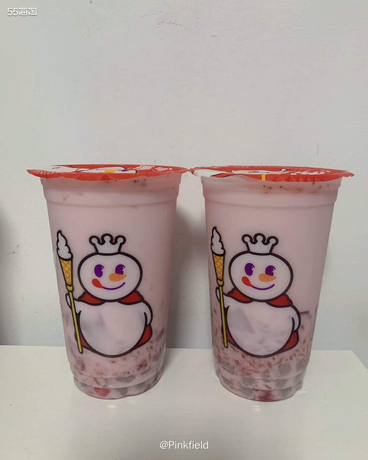 🍓最近这俩月特别着迷于跟草莓奶冻有关的奶茶，先是在社区的奶