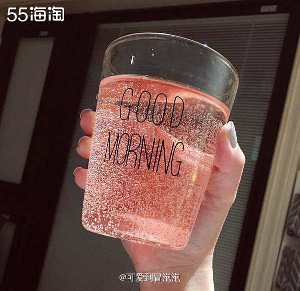 一直比较喜欢泡腾片喝水，尤其是Swisse家的维C泡腾片，口