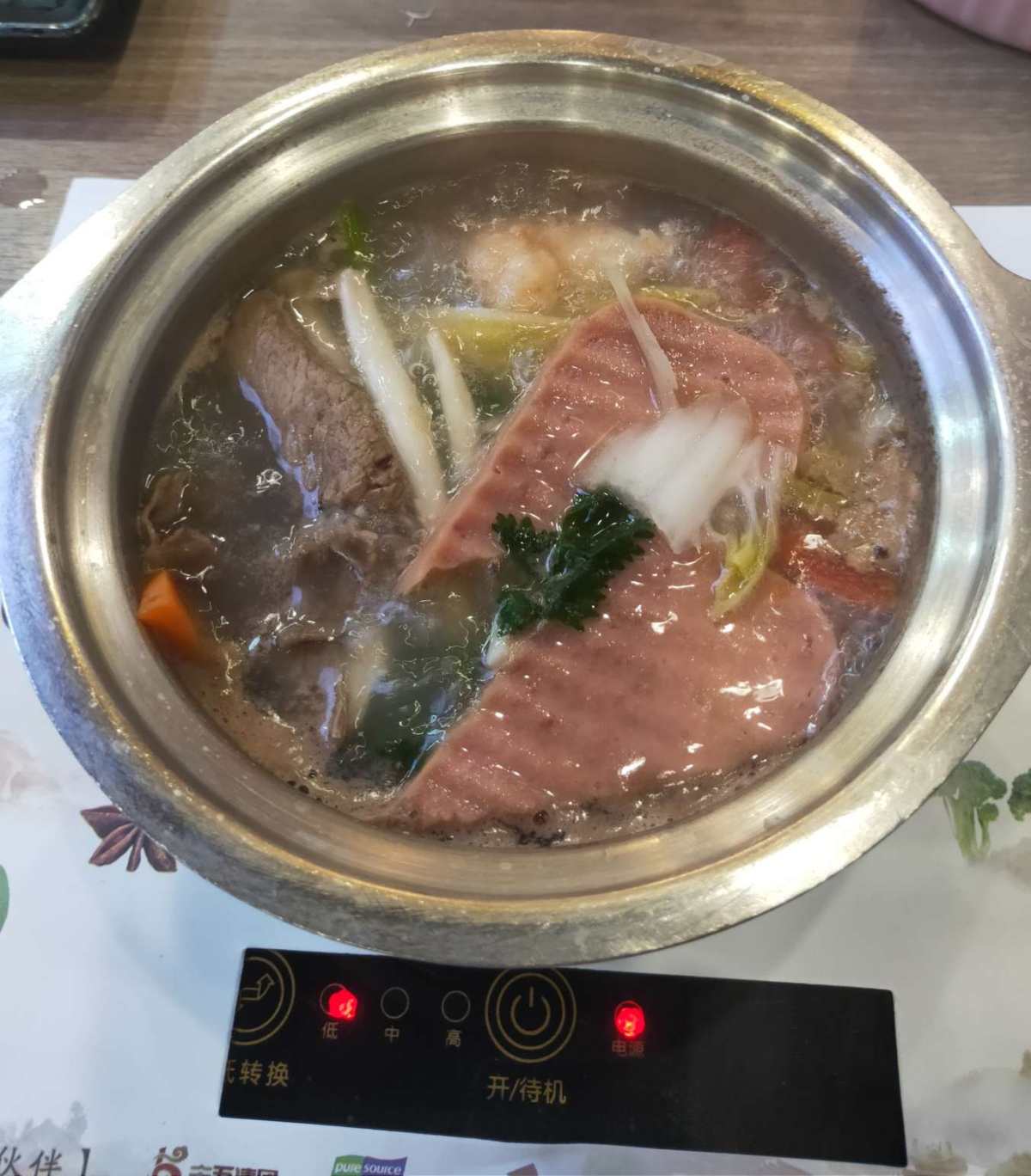 🥘吃火锅的好去处→健晟星期天火锅 🥘环境好，服务好，味道