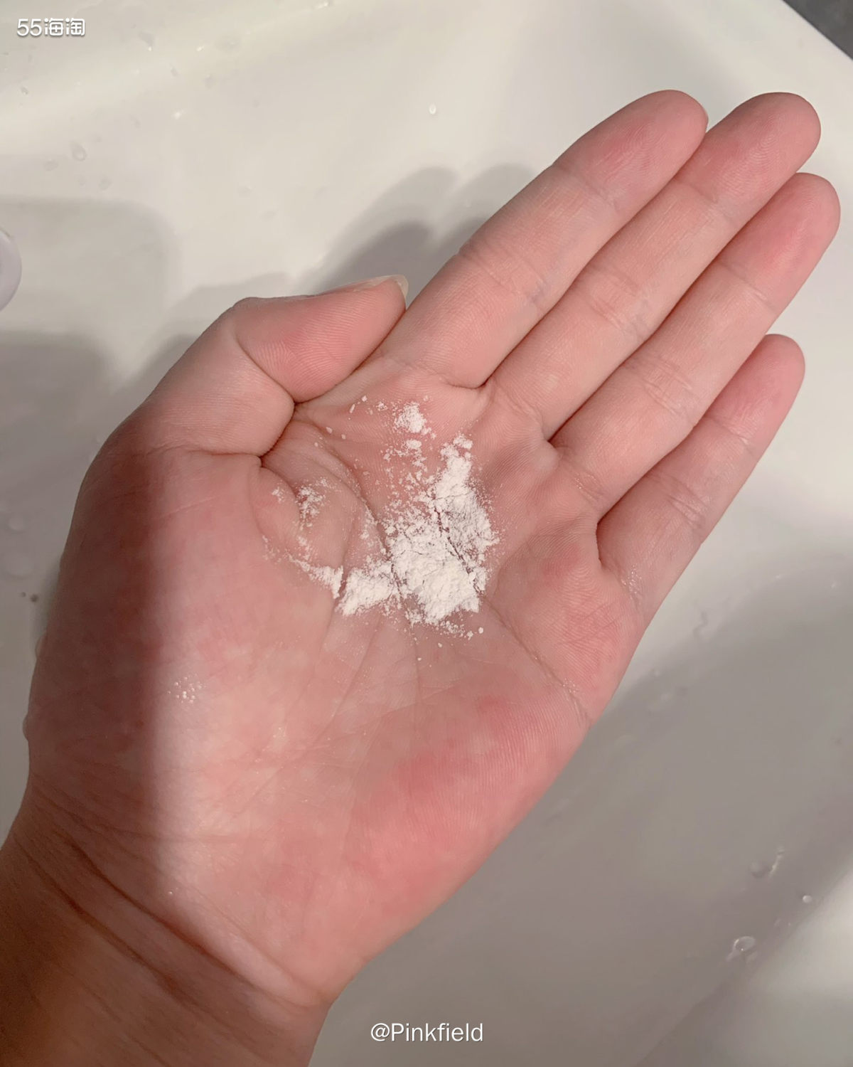 ☁️倩碧这款男士洁面粉在它家算很冷门了吧，估计大家都不多见。