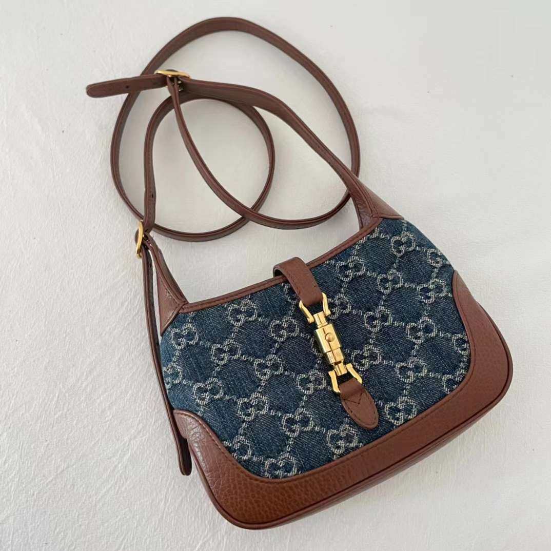 gucci 1961 jackie 这个包简直太贴心了！ 可