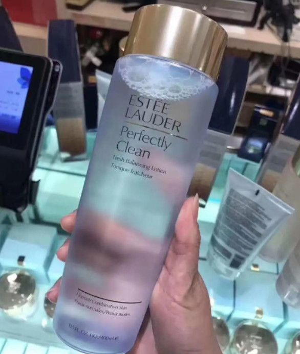 雅诗兰黛的产品一直都是护肤达人和爱好的的品牌，不管是精华还是