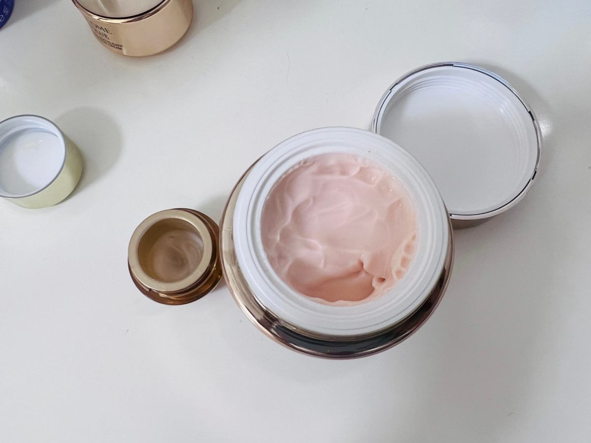 ✨ 兰蔻菁纯面霜60ml 在丝芙兰购买的 和眼霜是一个套装 