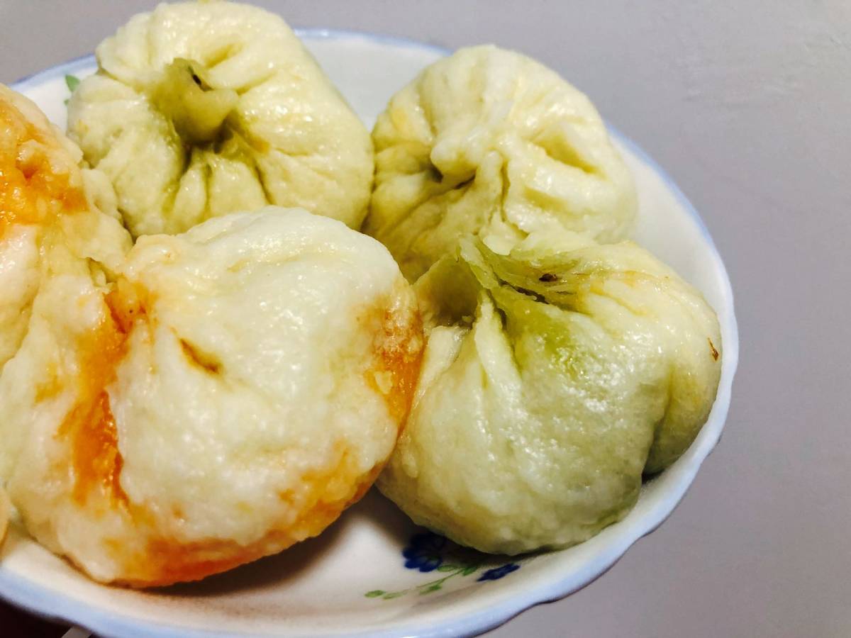 早上饿醒收拾完就带麻麻一起去徊馄饨！！！！！这家无名馄饨店开