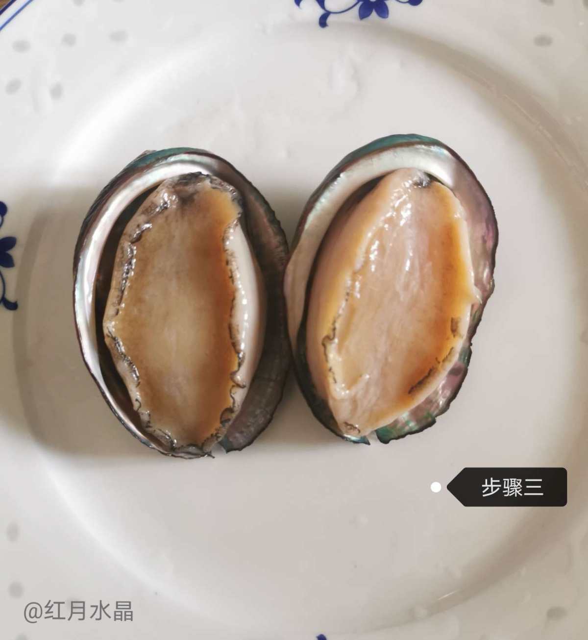 🍵🍵食同源，秋分适合喝滋阴润肺，适当补气补血。所以有了如