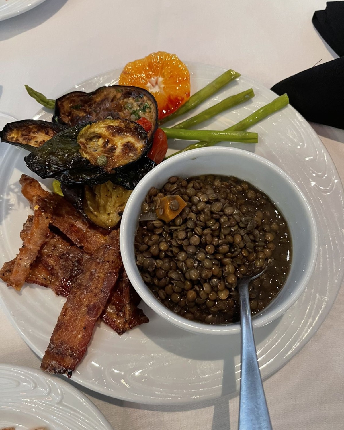 静默第八天，娃想要吃蛋糕，没得买，家里鸡蛋🥚没有了，也做不