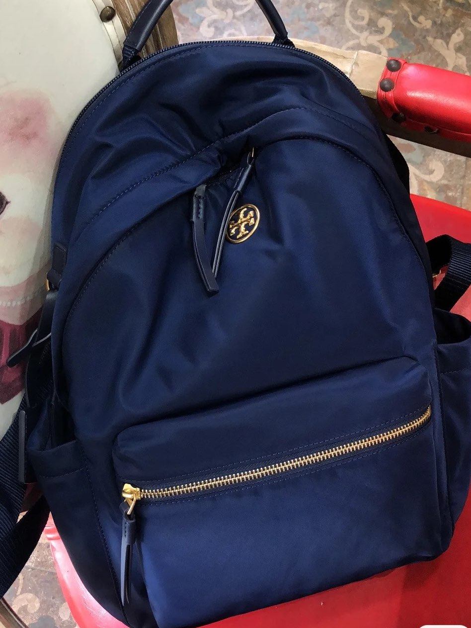 🍀一直很喜欢TB家的包，感觉他家的包底子在那儿，背着感觉就