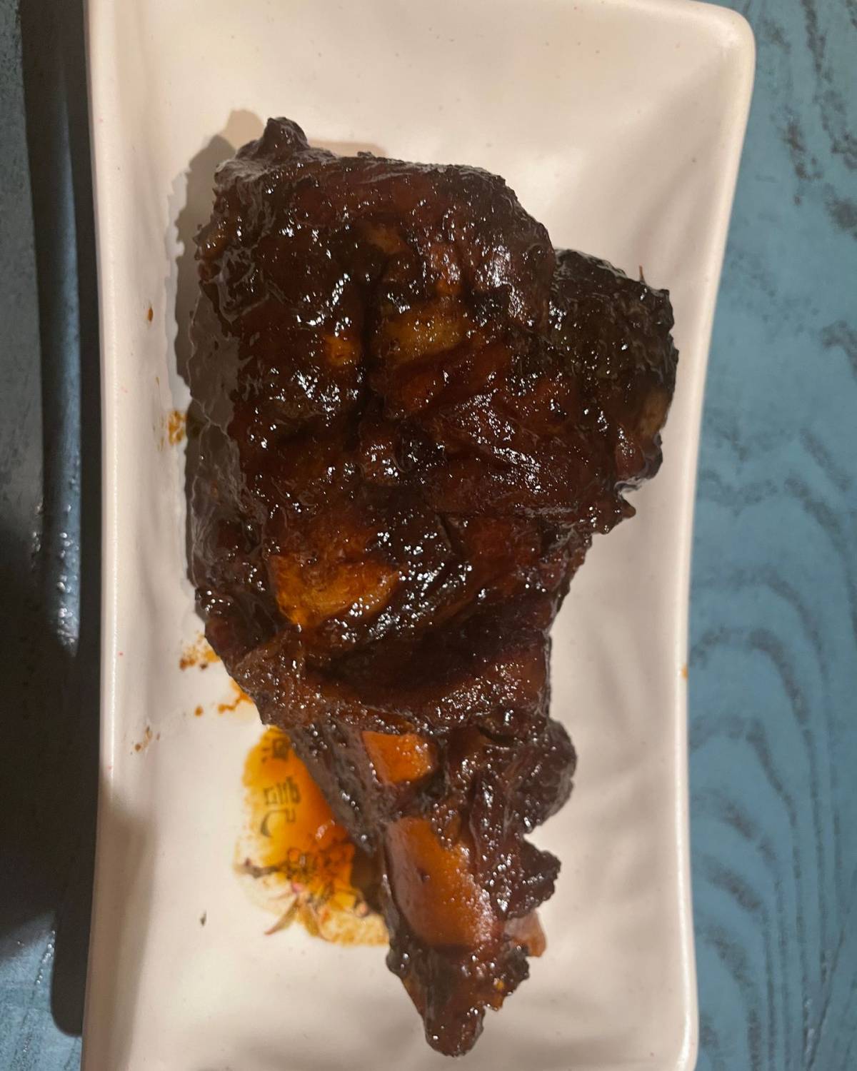 今天在做核酸，居然排了两个小时的队，从6.30排到8.30，