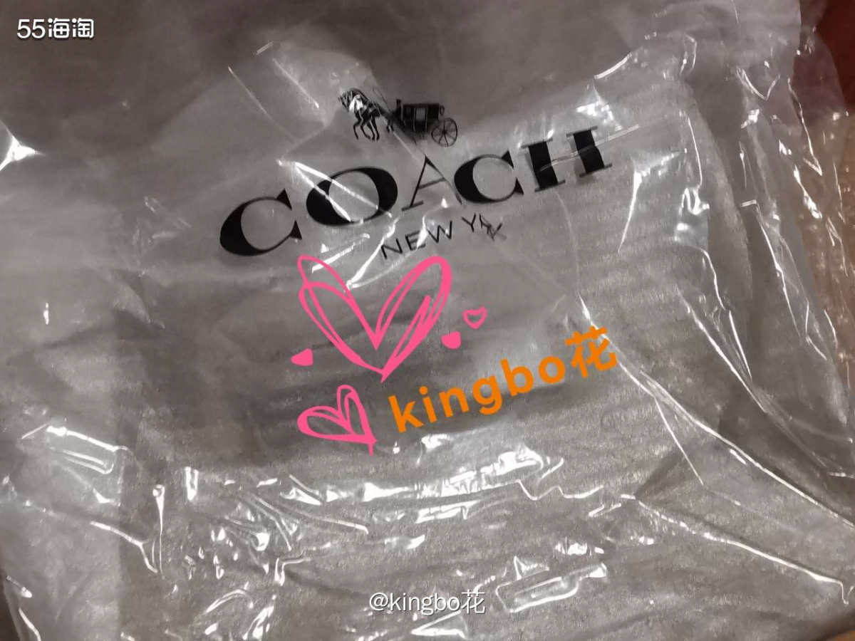 🔴coach city白边托特到货，实物感觉还是挺好看的 