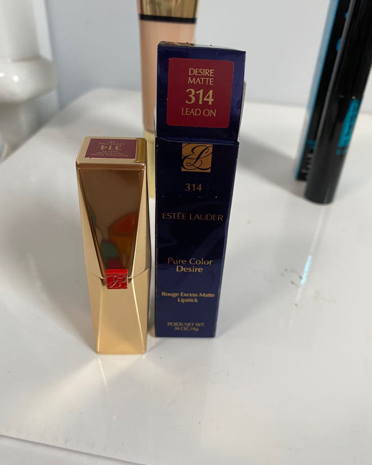 全部都是美版正装 全新的 色号如图 雅诗兰黛314金管口红1