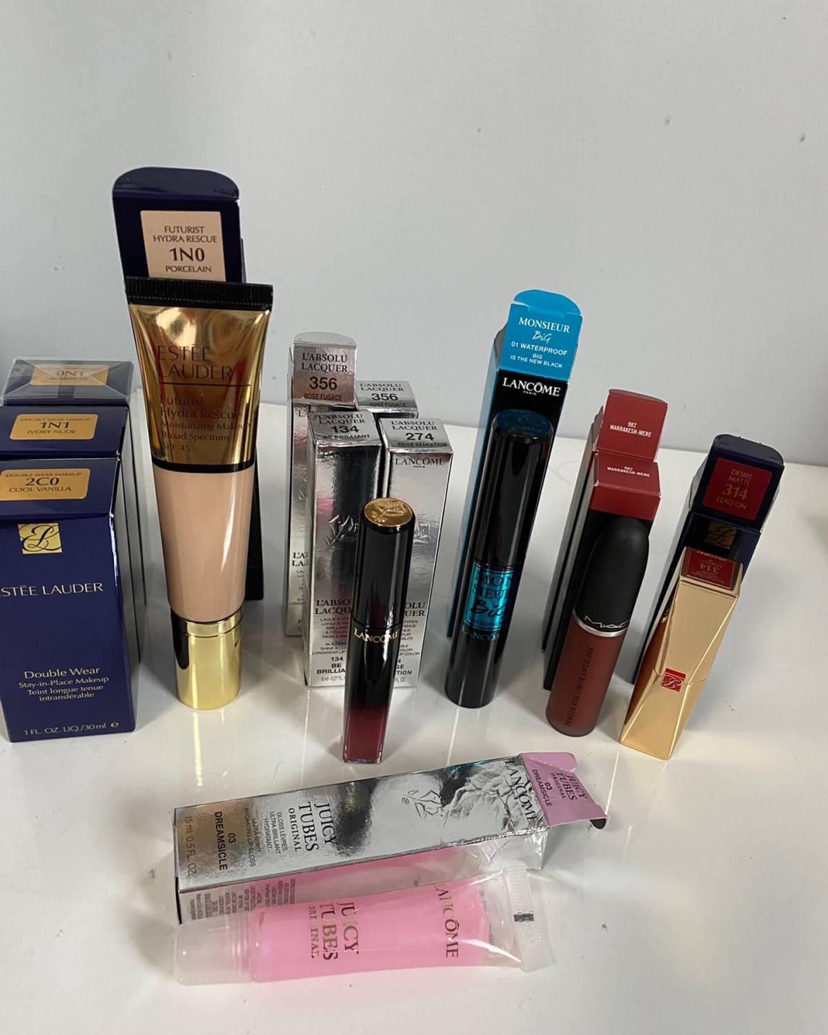 全部都是美版正装 全新的 色号如图 雅诗兰黛314金管口红1