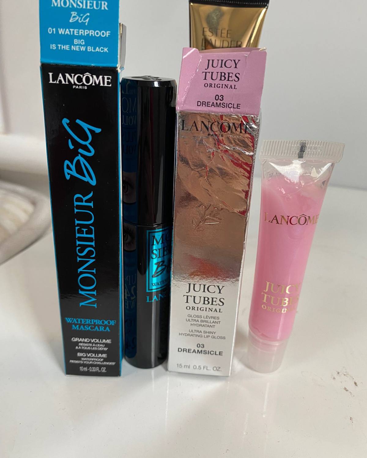 全部都是美版正装 全新的 色号如图 雅诗兰黛314金管口红1