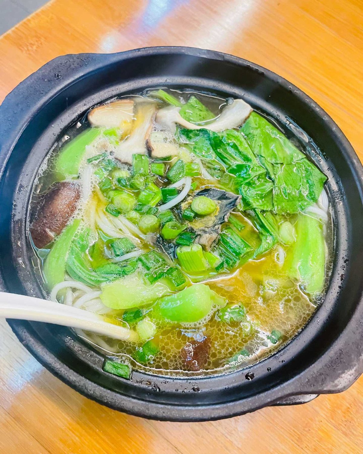 8号来云南旅游，玩到30号再离开云南，吃了些好吃的现在分享一