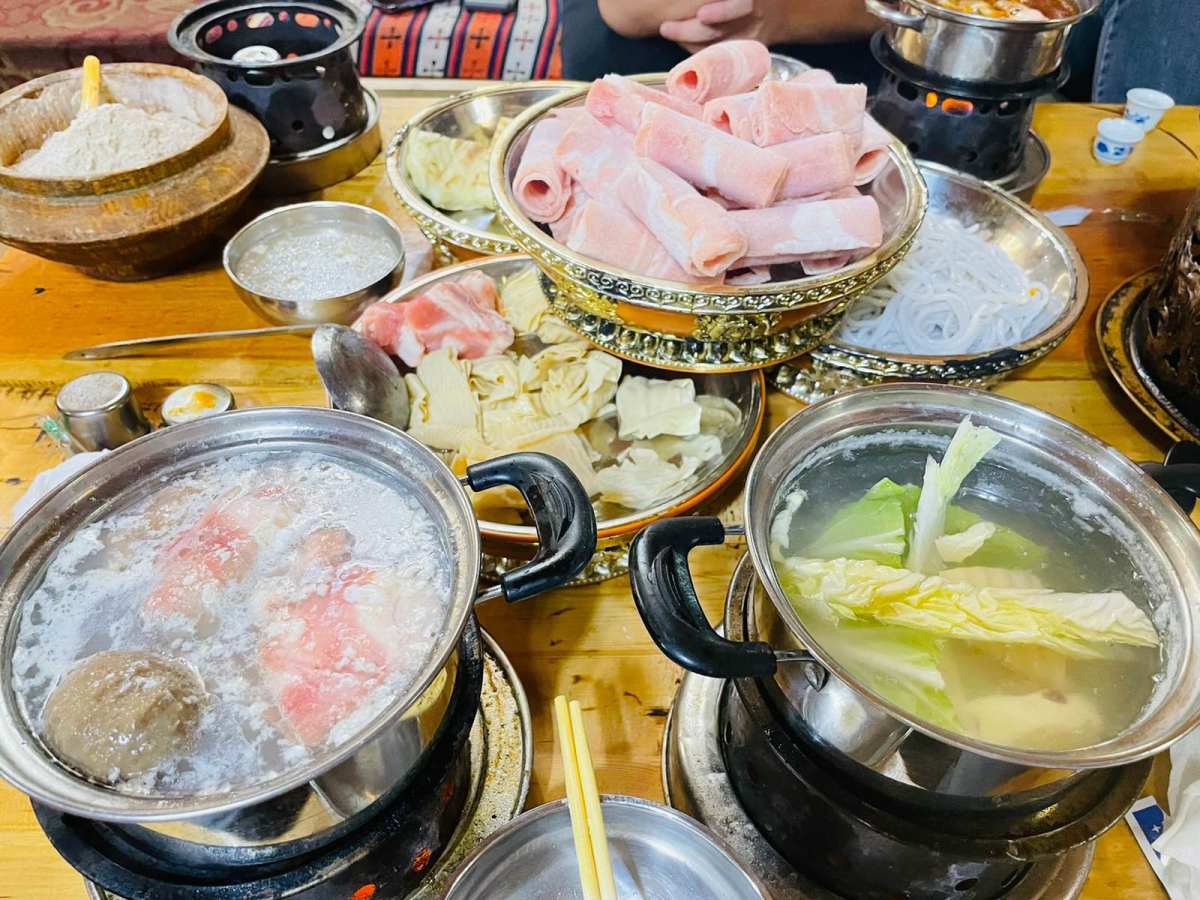 8号来云南旅游，玩到30号再离开云南，吃了些好吃的现在分享一