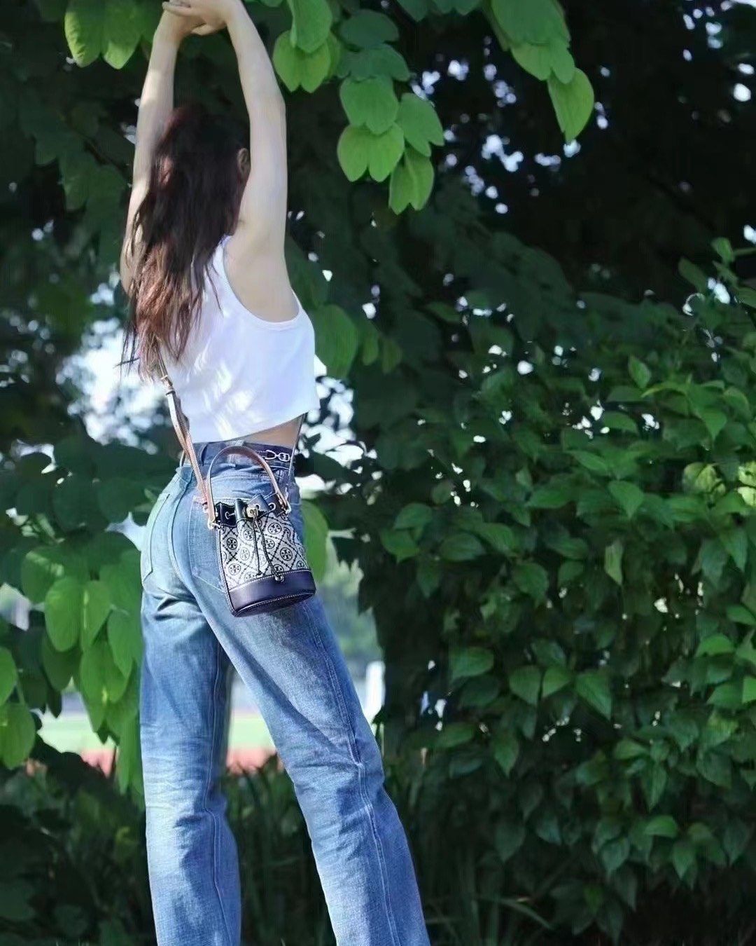 全新窄皮小水桶 现货💰2550，国内4250 Tory B